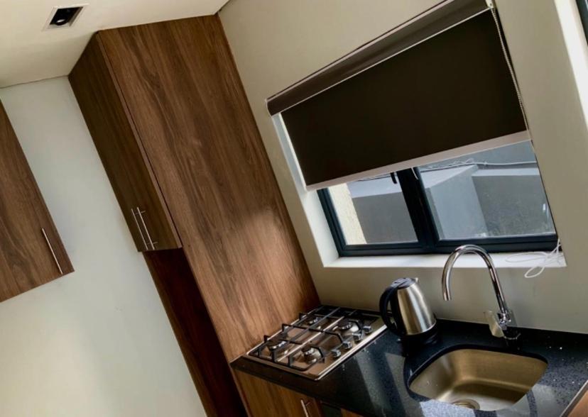 Lovely 1 bedroom apartment Kaapstad Buitenkant foto
